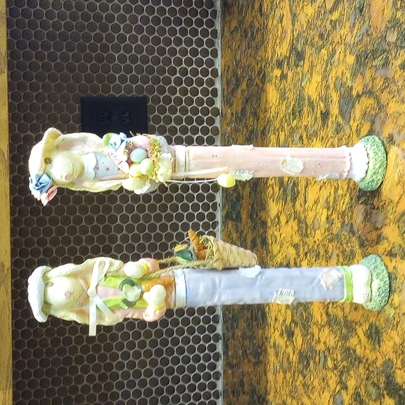 Easter Bunny Couple - Picture 2 of 5